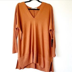 31 Amber orange tunic sweater top ribbed vneck pullover lightweight